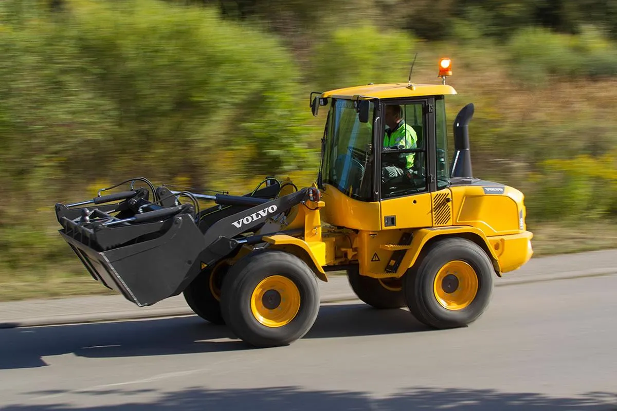 Volvo Direksiyon Hidroliği Hangi Aralıklarla Değişmeli?